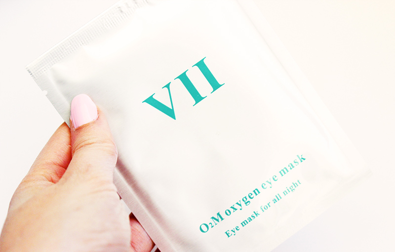 VII Code Oxygen Eye Mask // The Geeky Fashionista