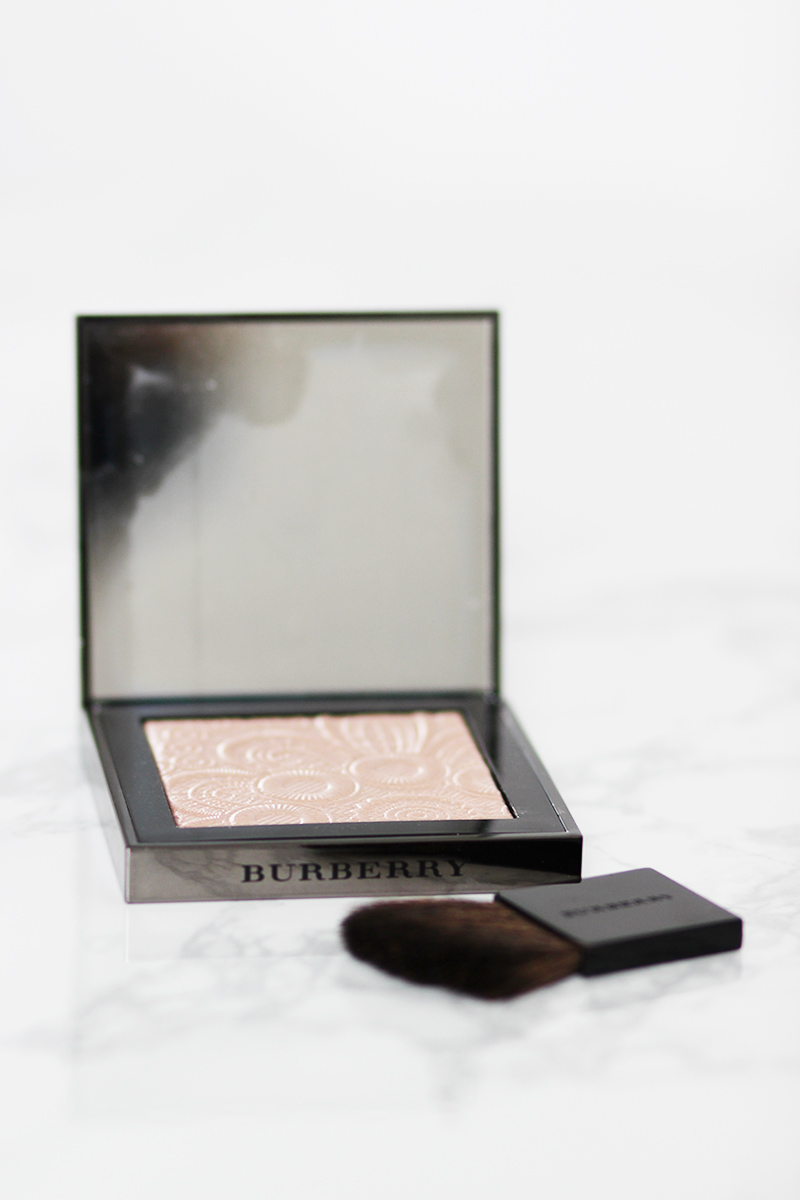 Burberry Essentials Fresh Glow Review // The Geeky Fashionista