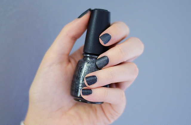 Review: China Glaze's Stone Cold